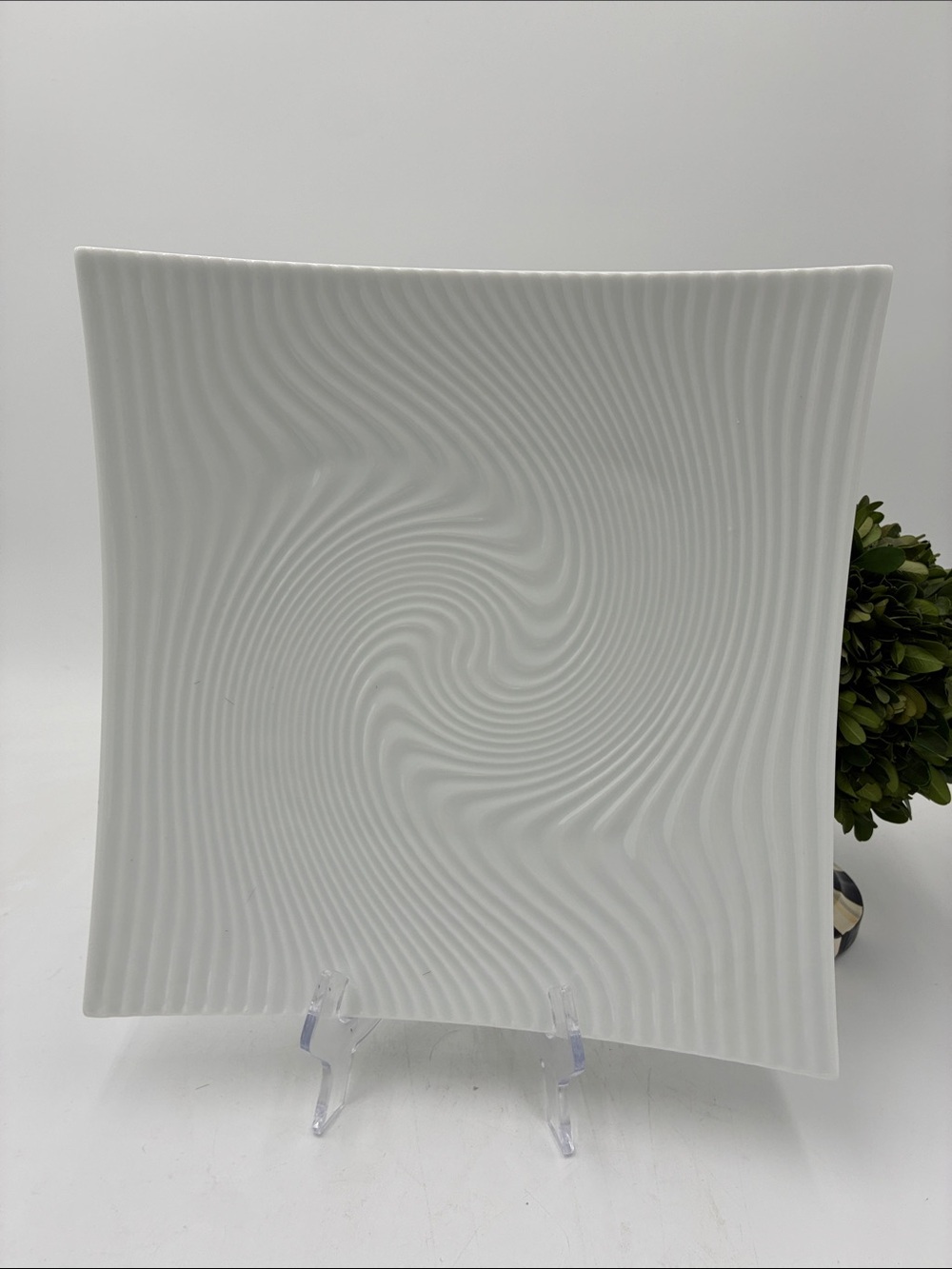 Apilco Porcelain White Swirl Decorative Charger / Centerpiece